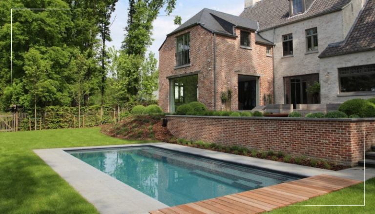 Tout savoir sur la garantie décennale de votre piscine coque