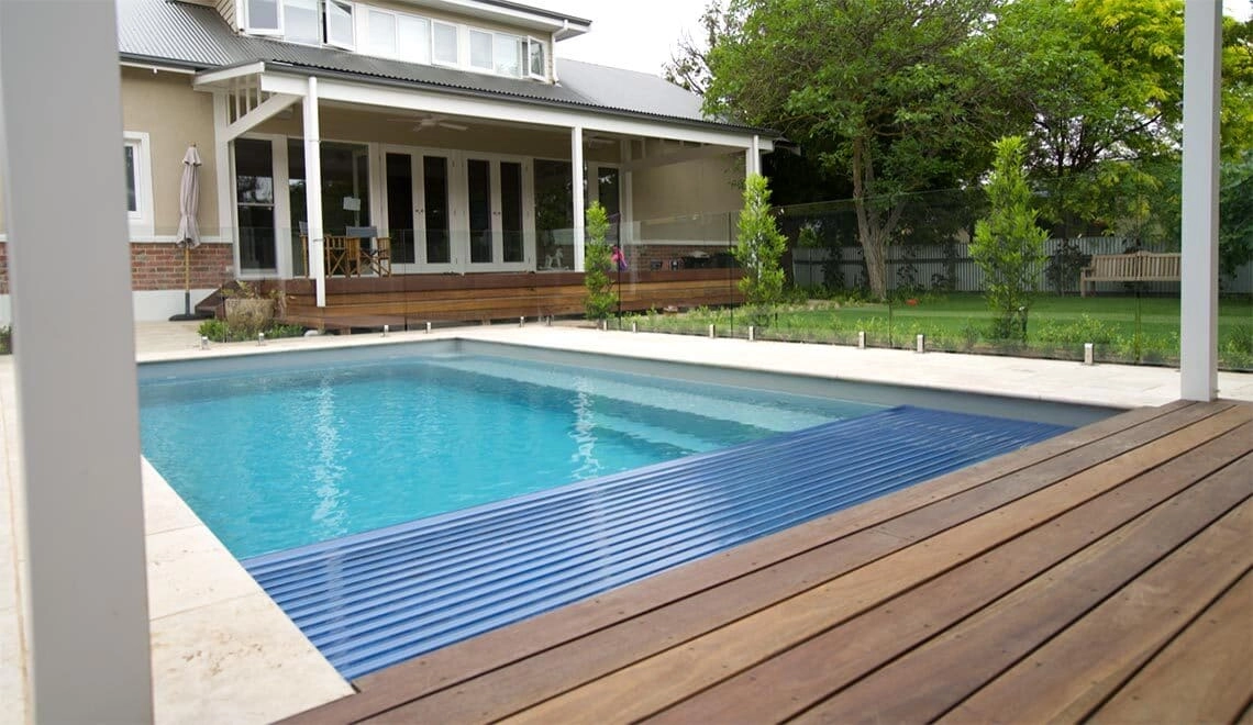 LeisurePoolsAU_ReflectionWithAutoCover_SilverGrey_BarossaValley_2018