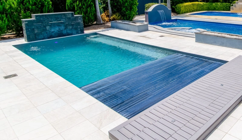 LeisurePools_ReflectionwithCoverBox_26_GraphiteGray_AU_2017-800x463